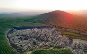 179_-Melting-Siberian-Permafrost-Raises-Concerns-of-Ancient-Viral-Threat