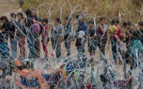 399_-Federal-Appeals-Court-Halts-Texas-Law-Permitting-Arrest-of-Migrants-Crossing-Illegally