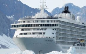 562-Who-Can-Buy-a-Home-on-The-World_-Exclusive-Insights-from-a-Former-Resident-1